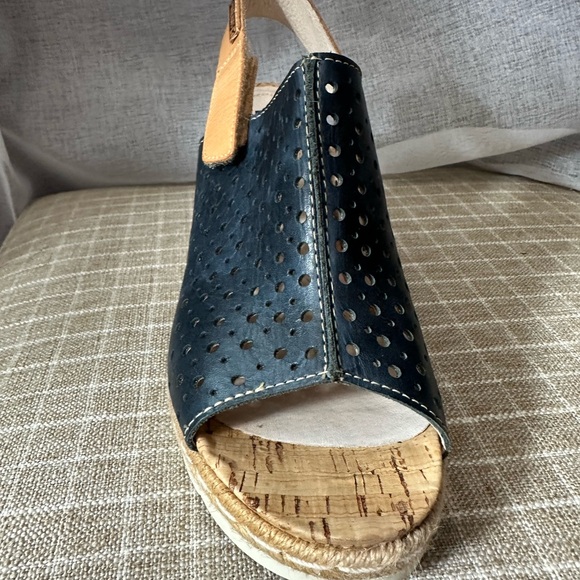 PIKOLINOS BALI LASER CUT WEDGES BLUE - Picture 8 of 13